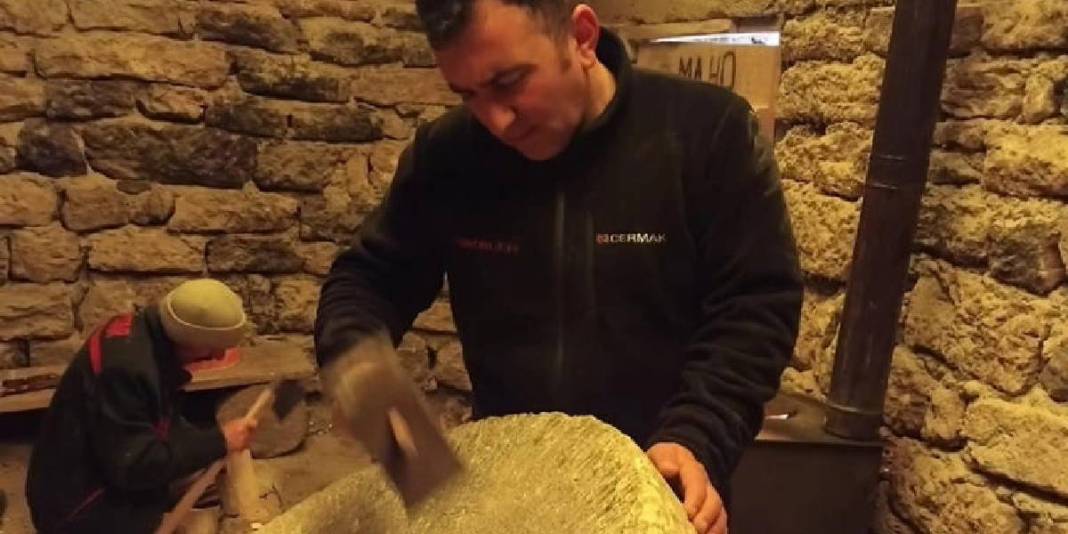 Tarihi su değirmenleri bereketle dönüyor! Yöre halkının elinden üretiliyor: Hem hanelere hem gurbete gıda oluyor 6